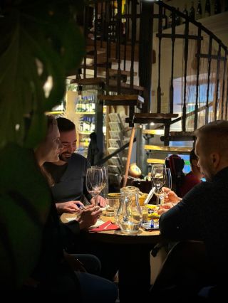 🍷 Od příštího týdne startujeme sérii podzimních degustací! Už ve středu (1.10.) se ponoříme do světa mexických vín 🇲🇽✨...